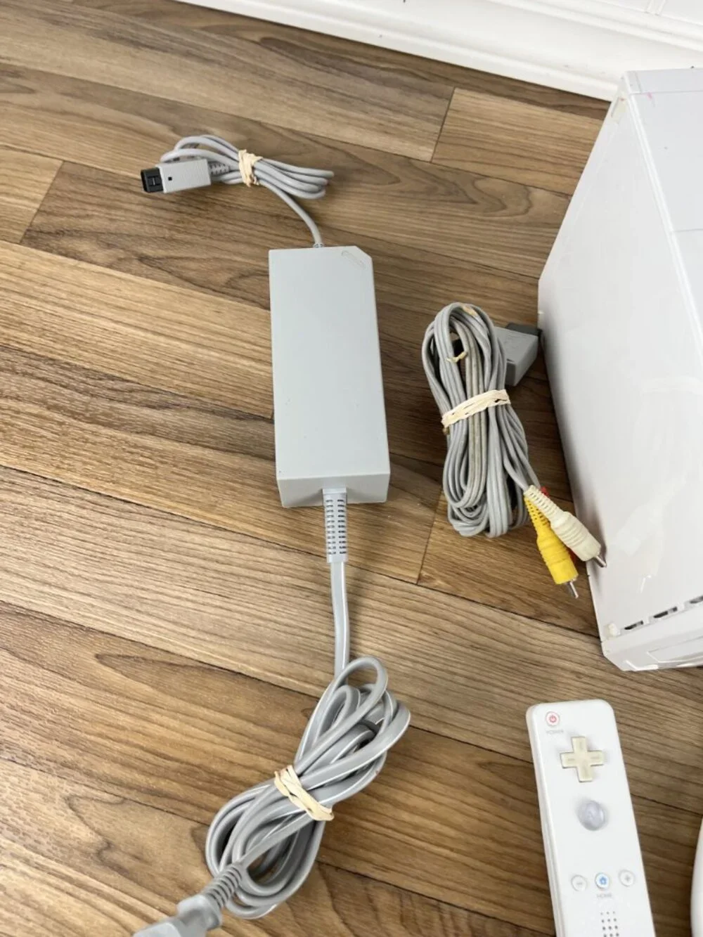 Nintendo Wii Backwards GameCube Compatible Console RVL-001 OEM LOT W REMOTE READ